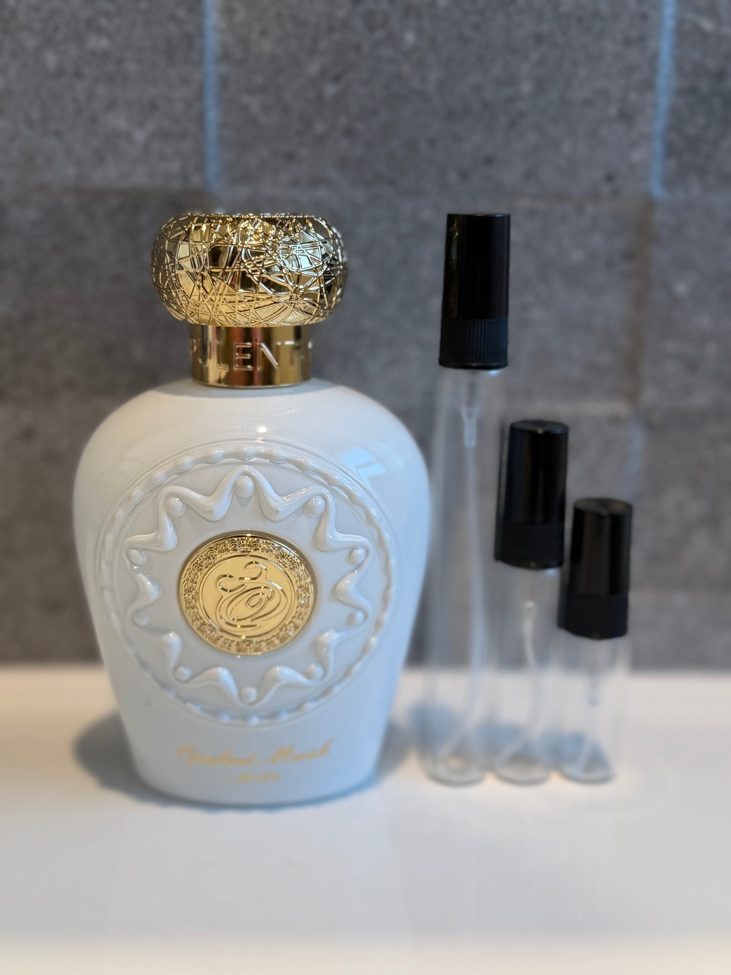 Lattafa - Opulent Musk Decant