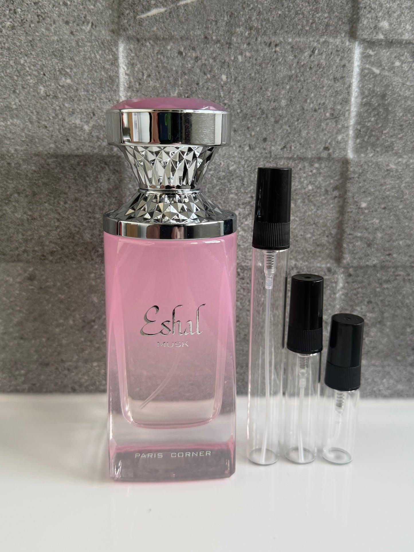 Paris Corner - Eshal Musk Decant