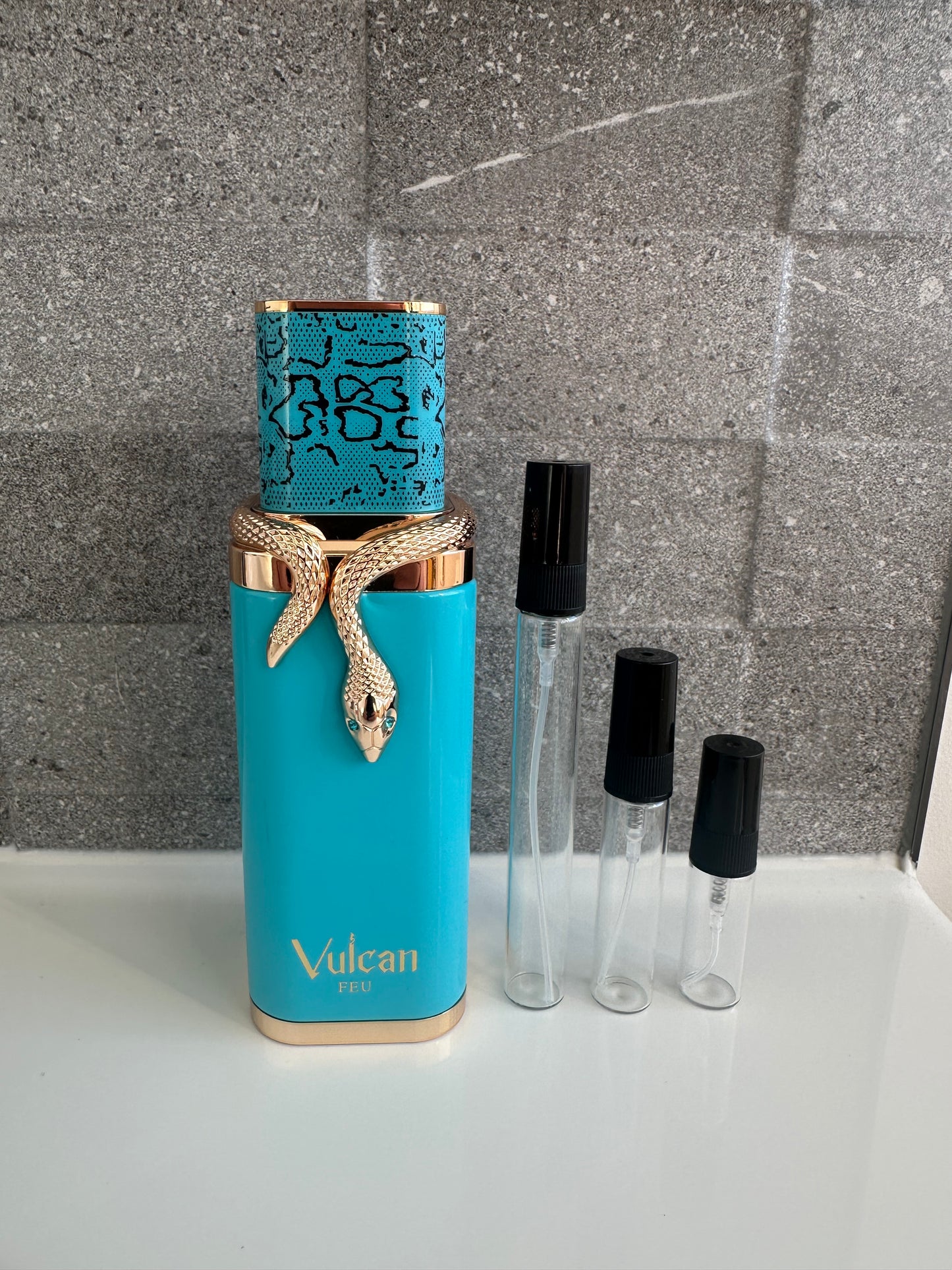 French avenue - Vulcan feu perfume decant bottle sizes NZ
