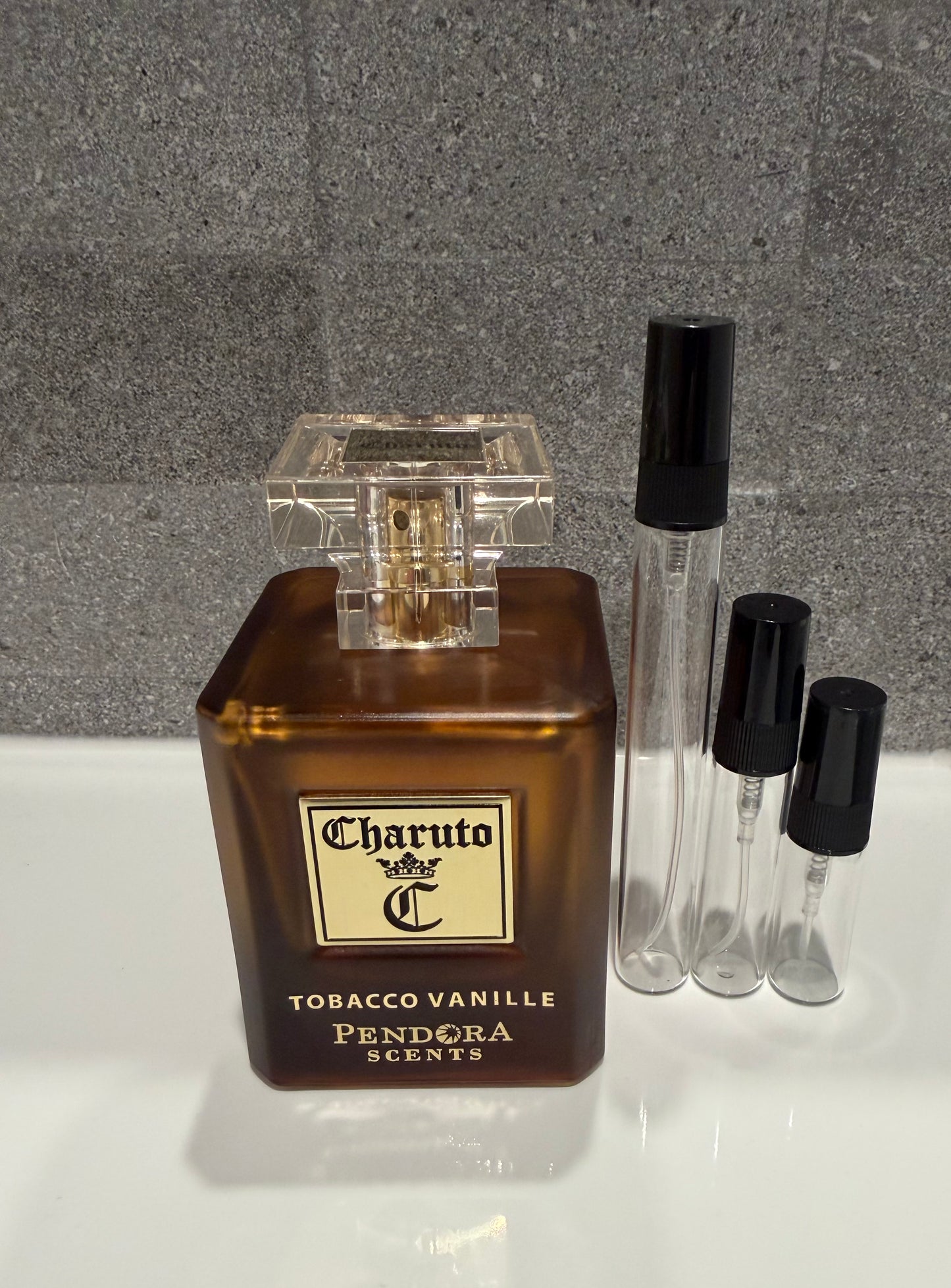 Paris Corner Charuto Tobacco Vanille perfume decant