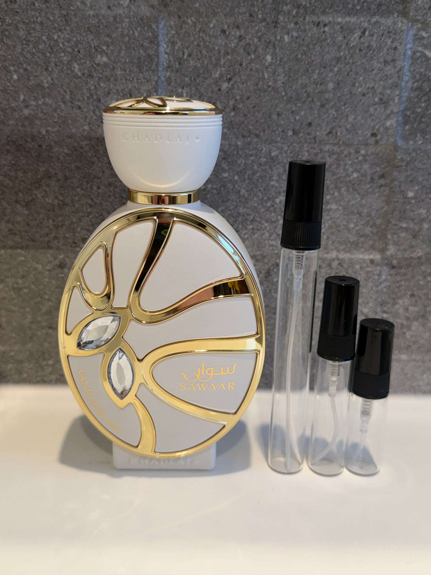 Khadlaj Sawaar Vanille Blanc perfume decant sizes