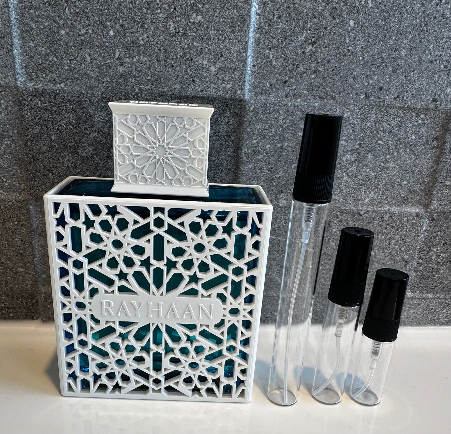 Rayhaan Azul decant sizes